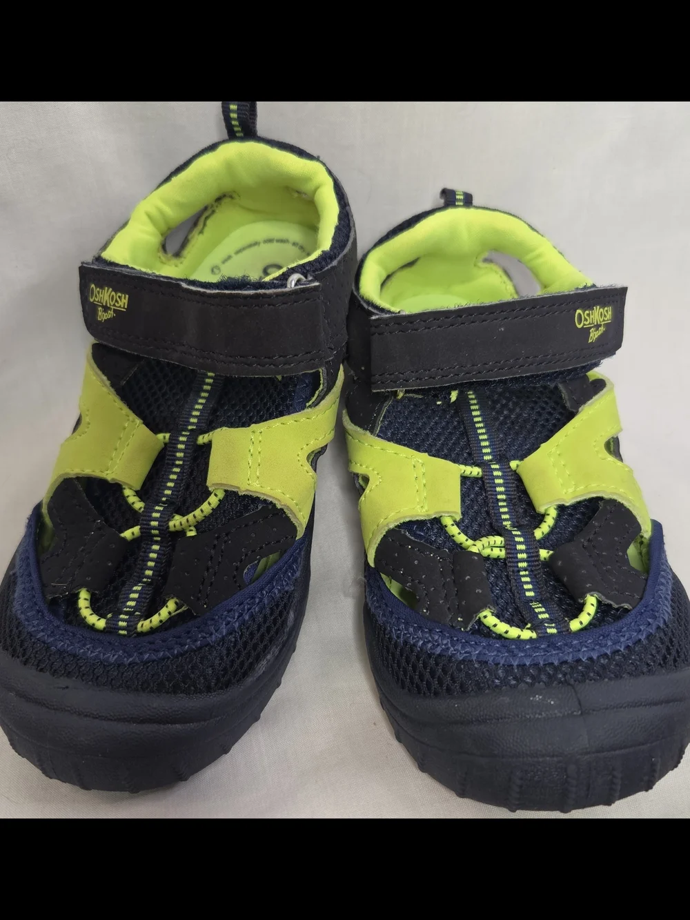 OshKosh B'gosh Kids Navy and Neon Green Active Sandals